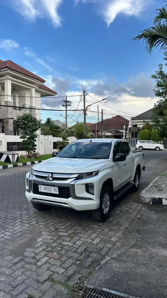 Mitsubishi Triton GLS 2022