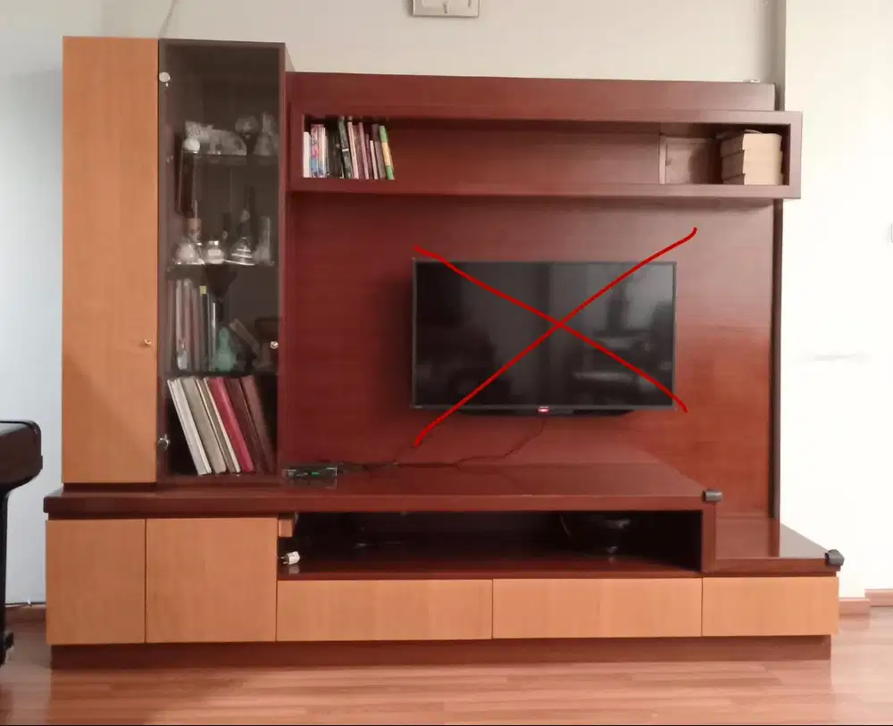 Bufet TV / Lemari Display Minimalis Kayu – Multifungsi & Kokoh