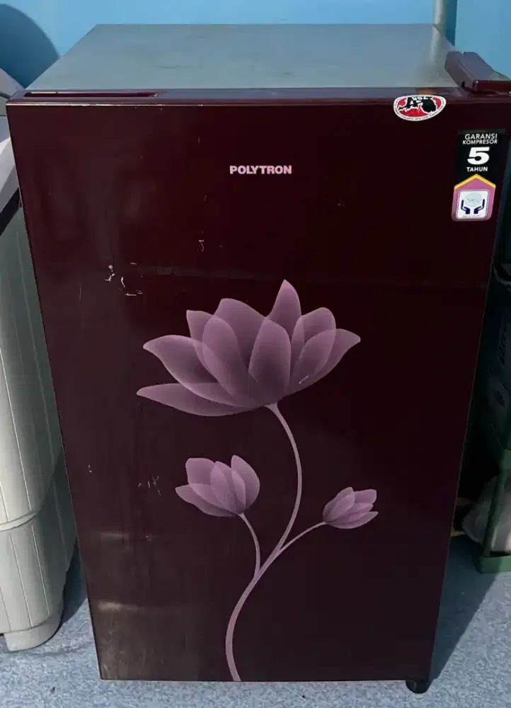 Kulkas polytron (bisa nego)