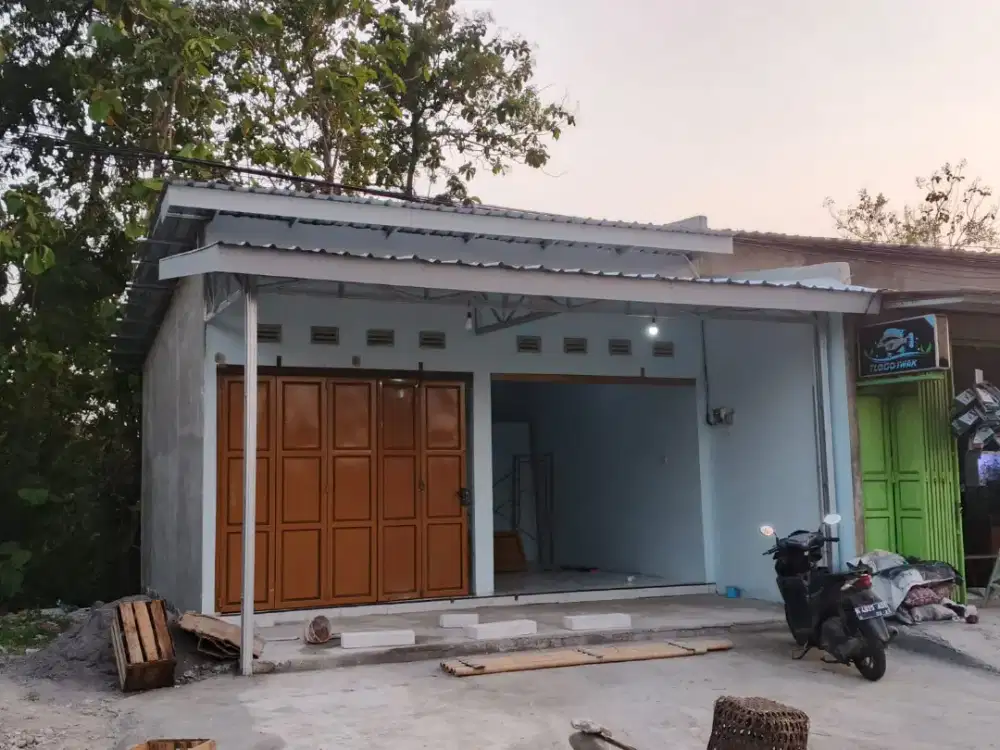 Ruko pinggir jalan wonosalam Demak