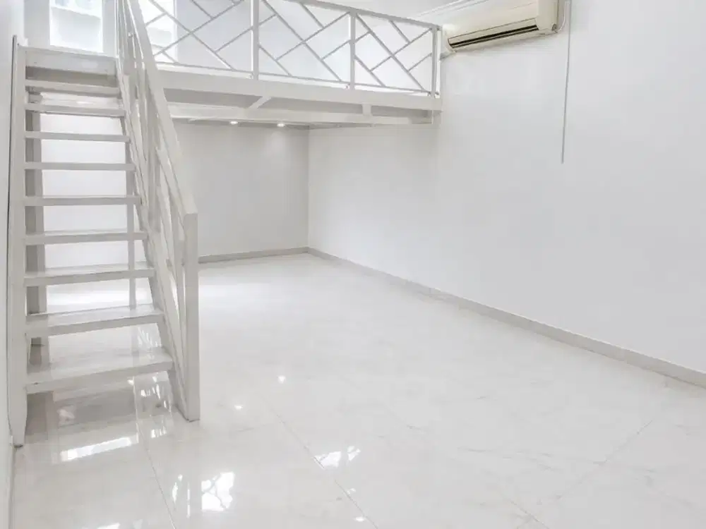 Rumah Modern 2020 SIAP HUNI di Buah Batu Regency - Semi Furnished - SHM