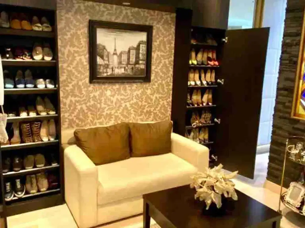 DI SEwAKAN APARTEMEN FRENCHwALK MOI FURNISH BAGUS LANTAI TINGGI