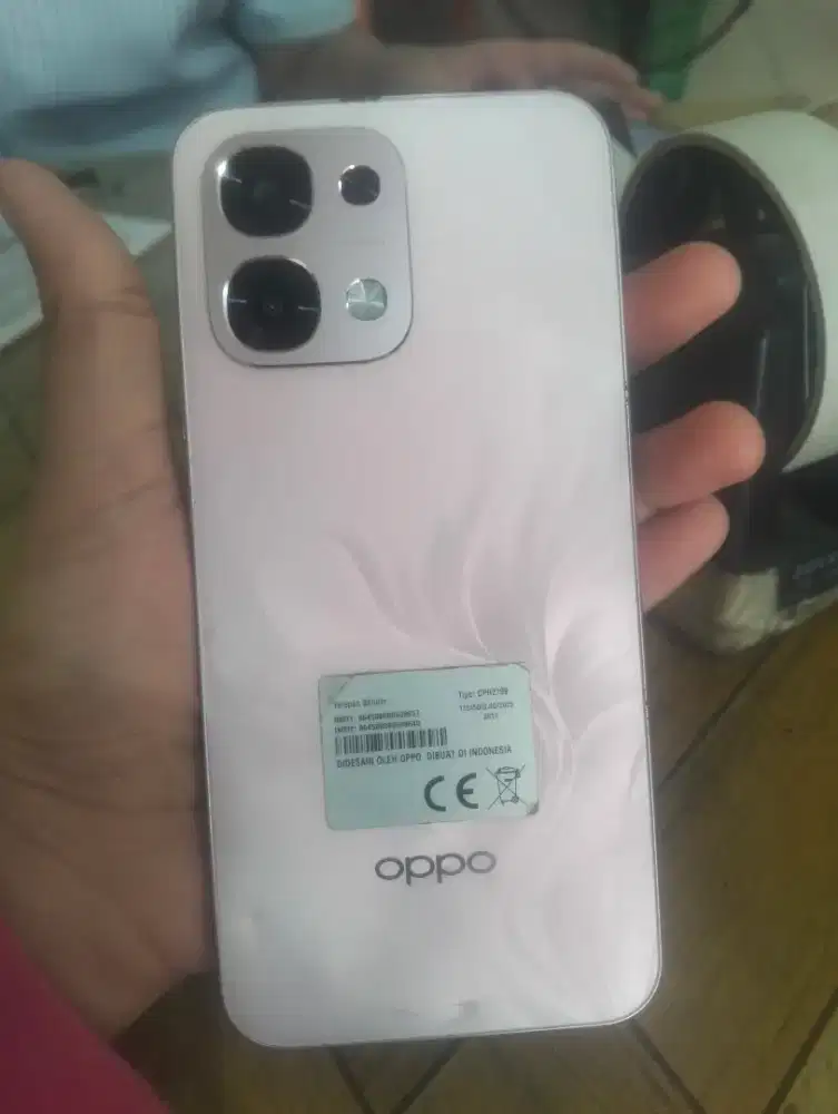 Dijual HP Oppo A60 Pro pink