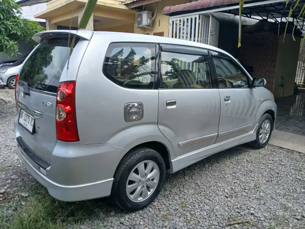 Avanza tipe S 1.5 tahun 2010 cantik/mulus dibinjai