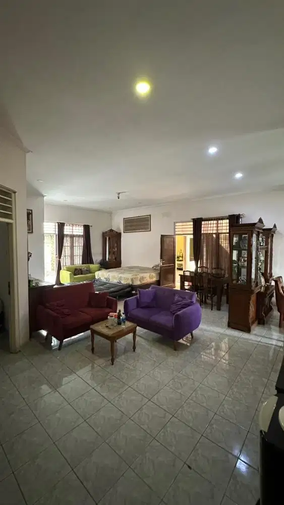 Dikontrakkan Rumah Wiyoro Lokasi Strategis