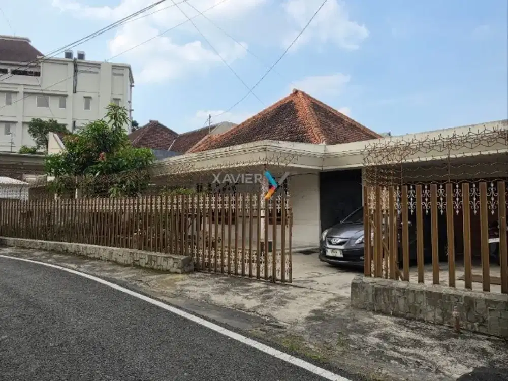 Dijual Rumah Siap Huni dan Terawat di Jalan Buah-buahan, Klojen Malang