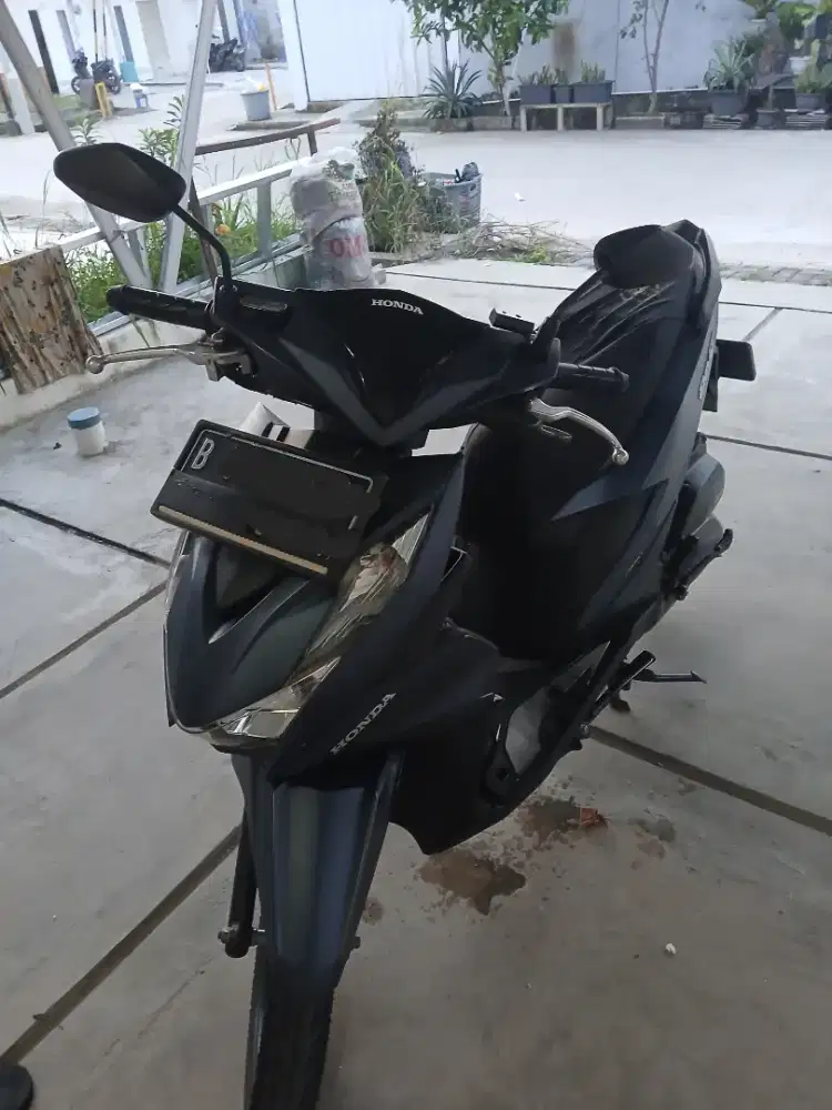Di jual motor honda beat deluxe