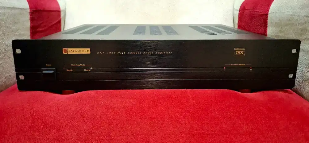 Power amplifier Parasound HCA-1000