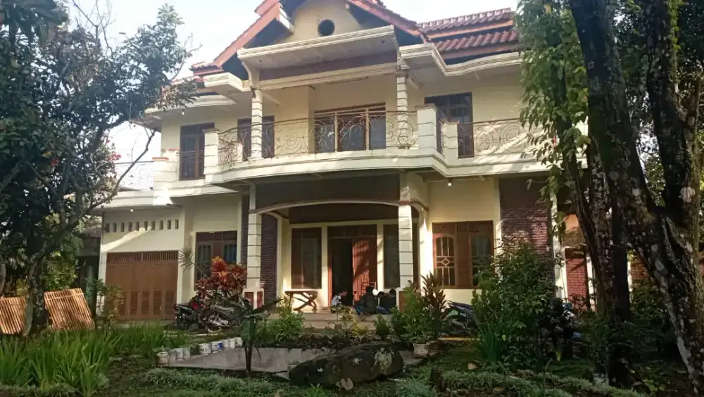 DIJUAL Rumah 2 Lantai