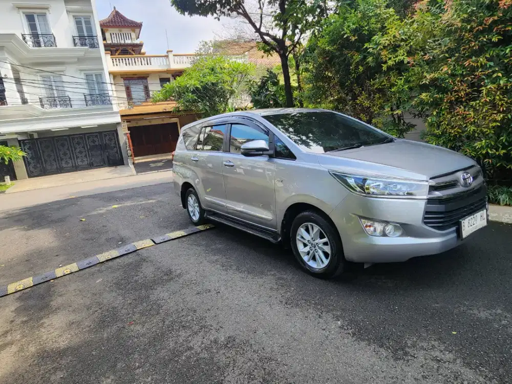 Toyota Reborn G 2018 Silver