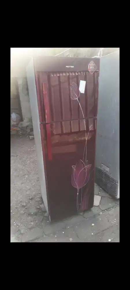 Jual bu kulkas 2 pintu merk POLYTRON BALEZZA TEMPERED GLASS