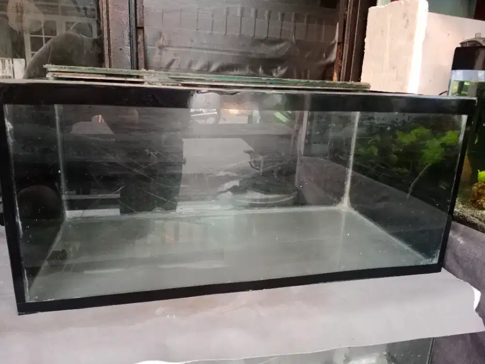 Aquarium ukuran 80x40x35