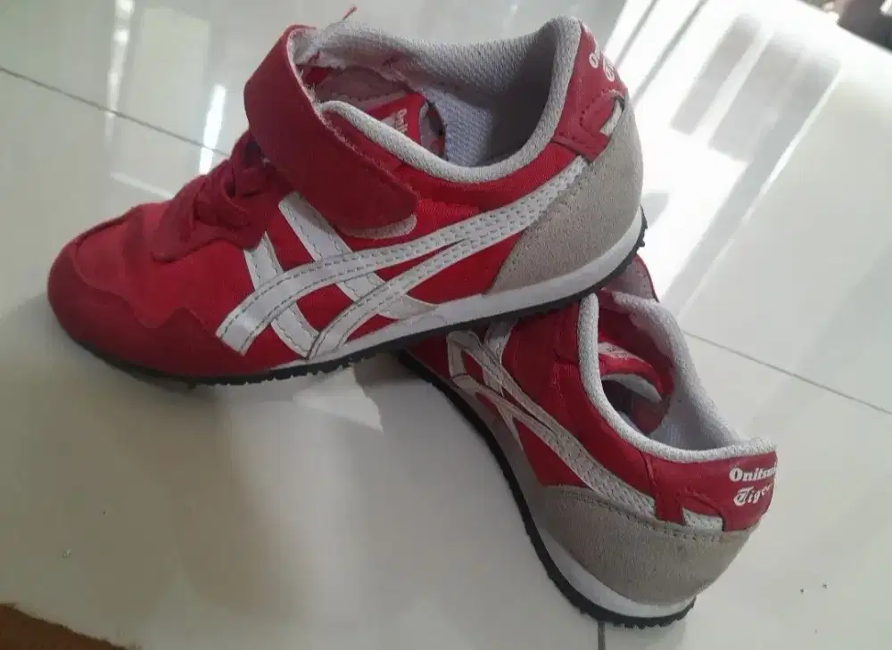 Sepatu anak Tiger onitsuka , skechers  ORIGINAL