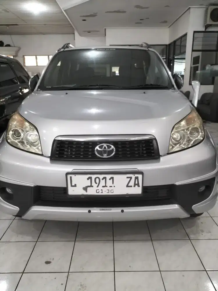 Toyota Rush S AT tahun 2014