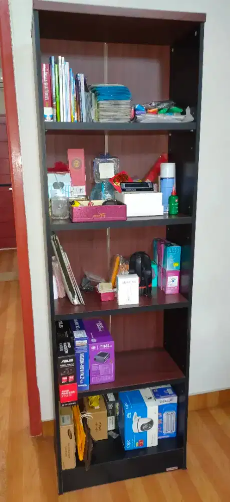 Rak Buku Expo Bekas