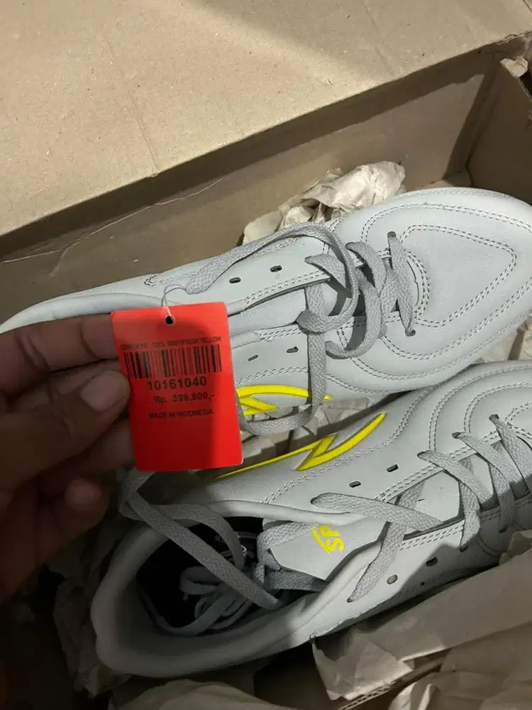 Specs Baru uk 40