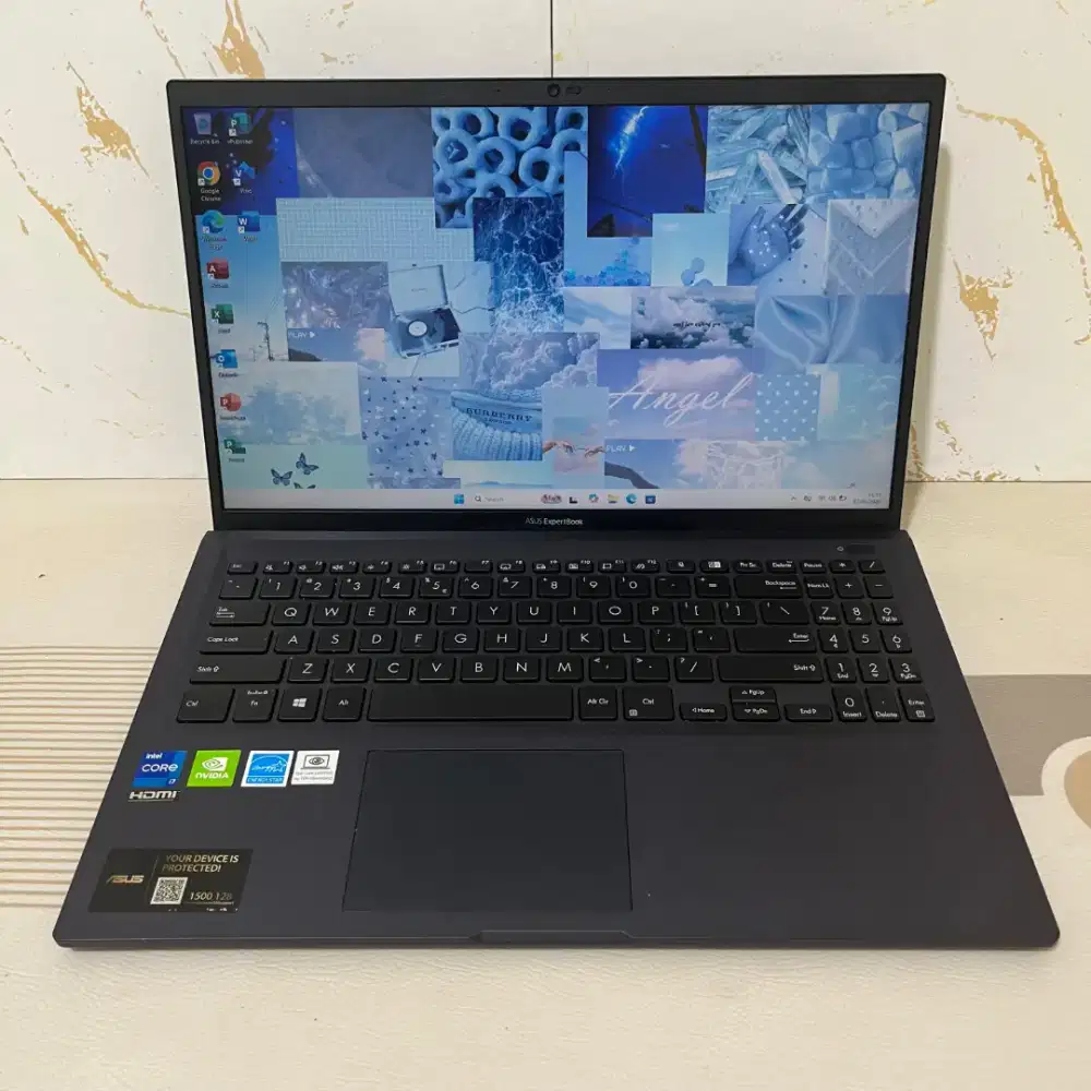 Laptop Asus ExpertBook B1500CEPE.