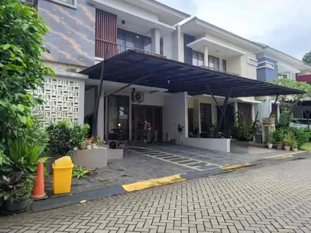 Hot Deals! Rumah Modern Minimalis Terawat Rapi Siap Huni di Discovery Residence