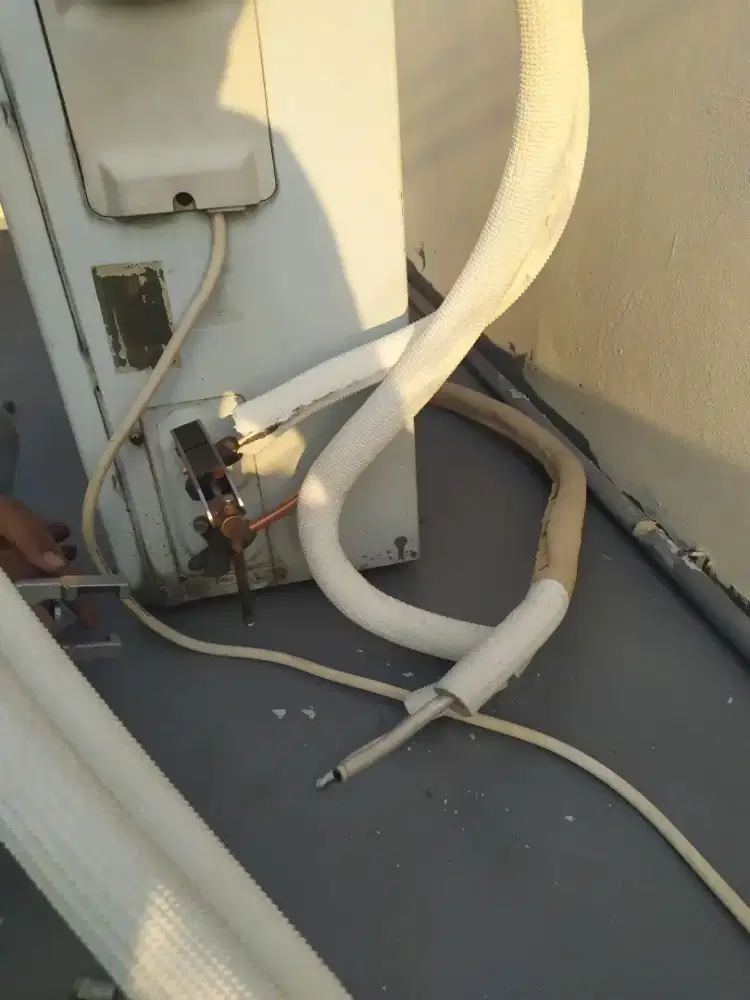 JASA SERVICE AC,CUCI AC DAN PASANG AC