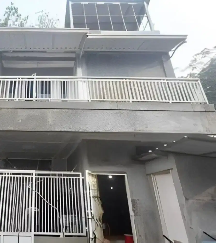 Dijual rumah grand galaxy bekasi murah tanah luas lokasi strategis