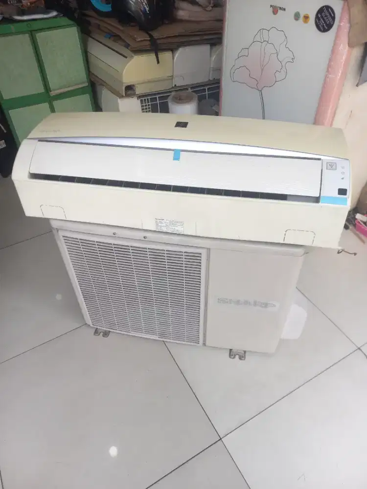 Jual ac 1.5 pk  sharp thailan (satu pk setengah)
