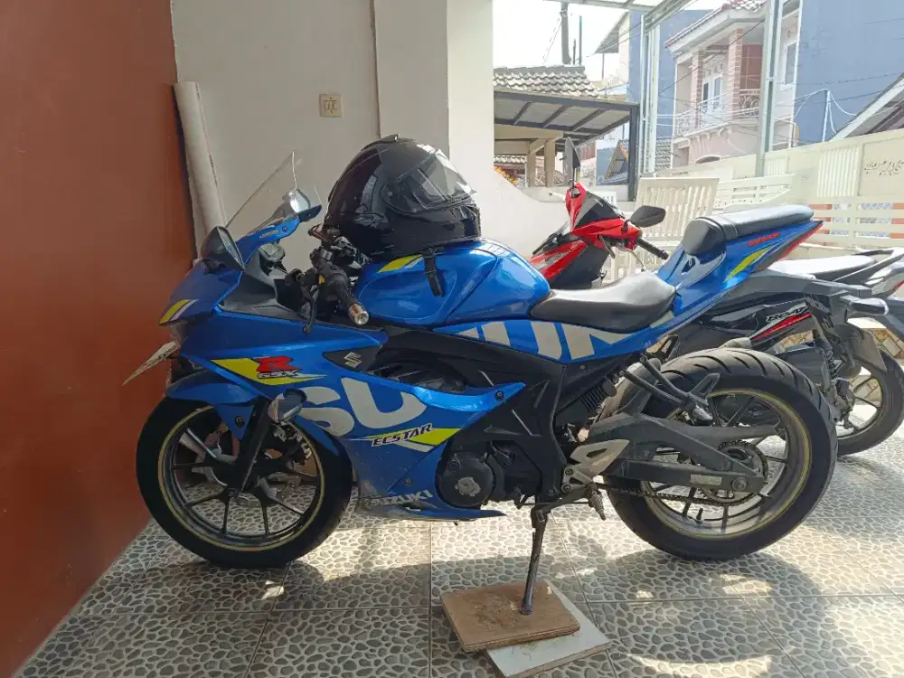 Suzuki GSX R150 2018 Keyless Blue Livery