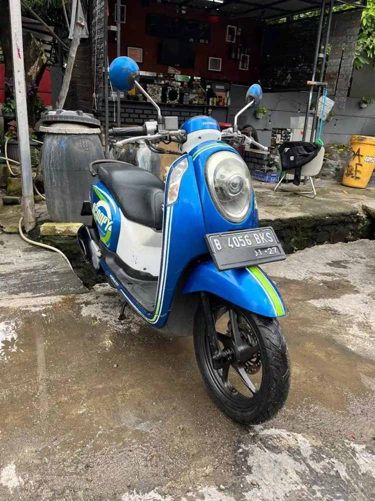 HONDA SCOOPY ESP ISS 2016 PAJAK HIDUP