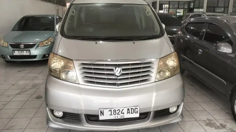 Toyota Alphard V 2.4 AT tahun 2005