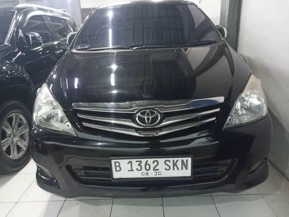 innova 2.0 G 2010 matic