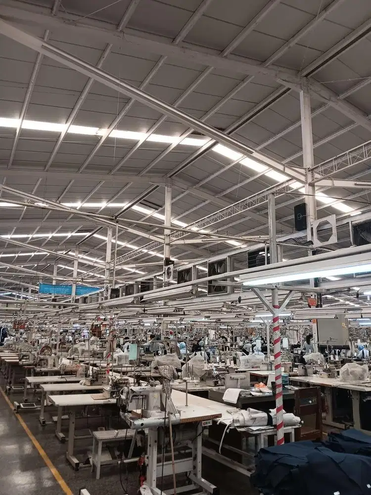 PABRIK GARMENT SIAP PAKAI, LOKASI STRATEGIS, LAHAN LUAS