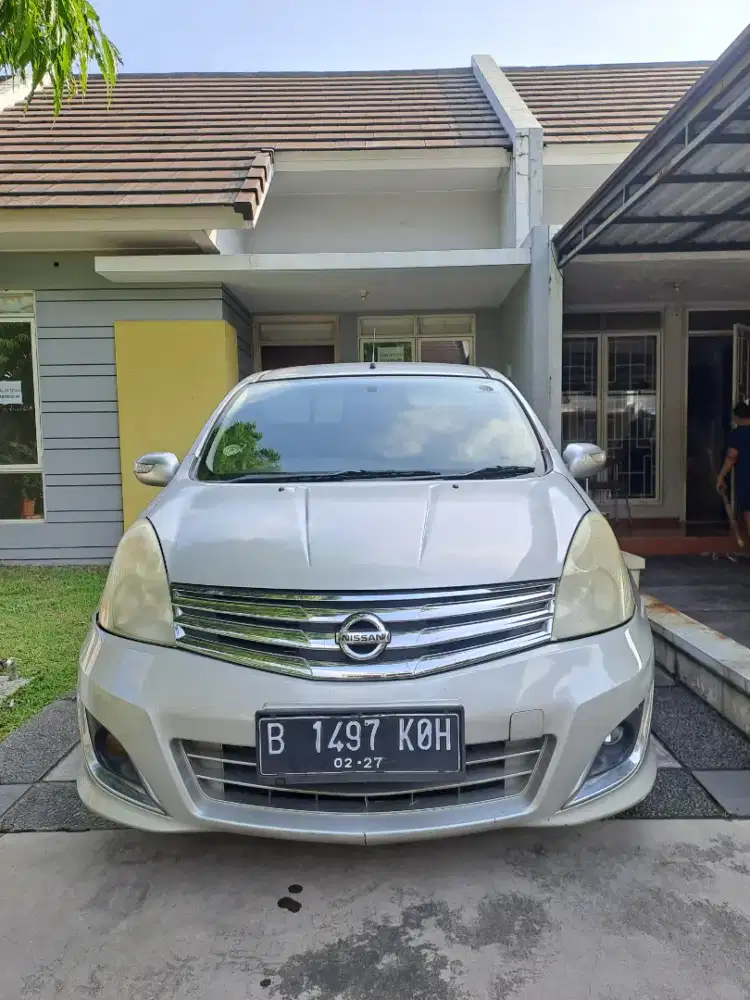 Nissan Grand Livina 2012 1.5 Ultimate AT