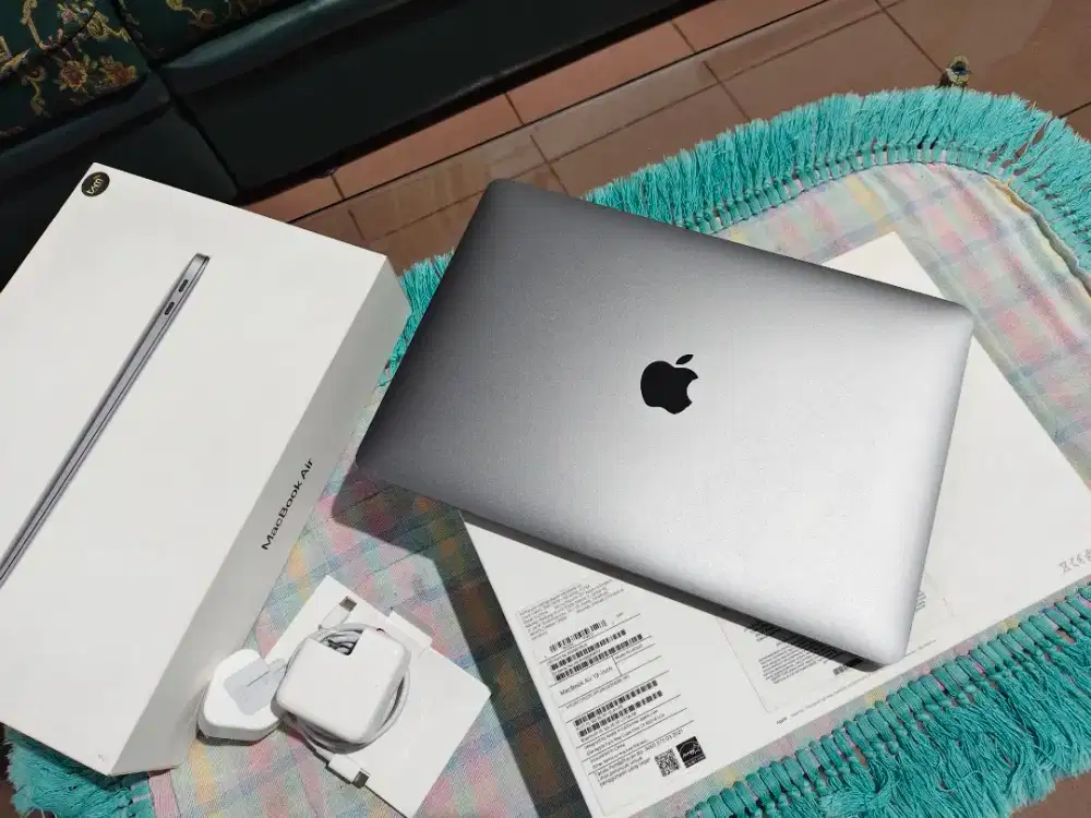 laptop macbook air m1 like new ex ibox