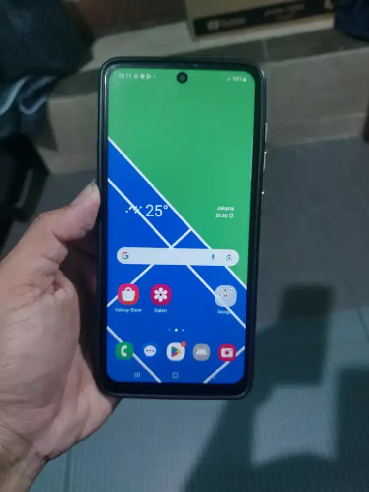 Samsung a71 ram 8/128 nfc on Snapdragon 720