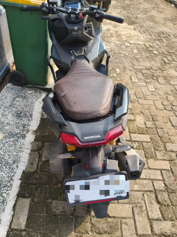 HONDA ADV 160 PLAT B TANGSEL thn 2024 warna abu2 km 13000
