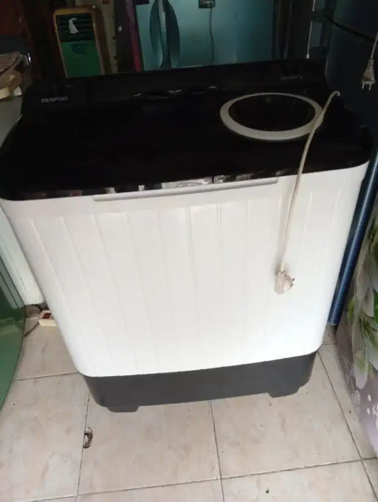 Mesin cuci bekas Mer Denpo kap. 9 kg Mesin