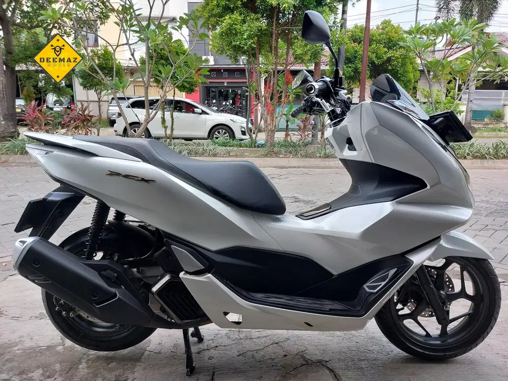 (DP 300 Rb)‼️ PCX 160 ABS Putih 2022 Cash, Kredit & Tukar Tambah