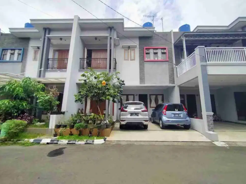 Rumah Mewah Modern dalam komplek Bagus Jatimakmur