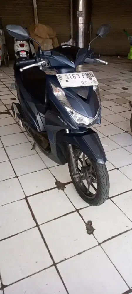 Honda Beat Deluxe tipe tertinggi thn 2023