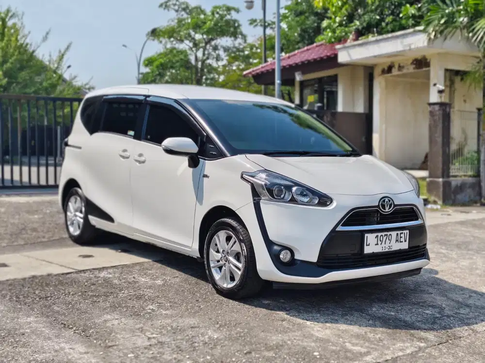 DIJUAL MOBIL BEKAS SEPERTI BARU