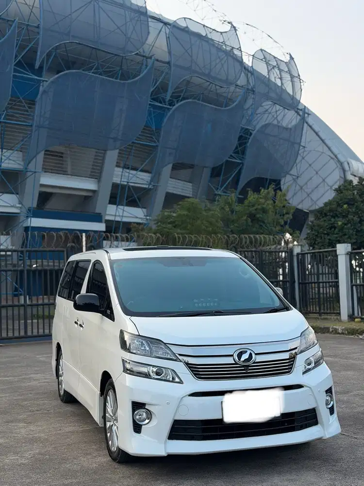 Toyota Vellfire 2013 Bensin