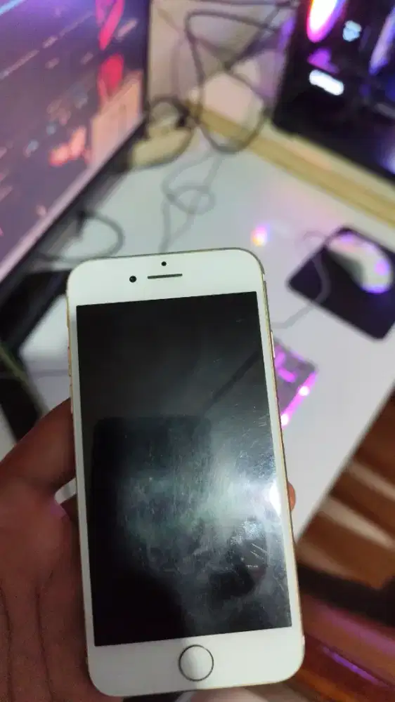 Iphone 7 bekas pemakaian