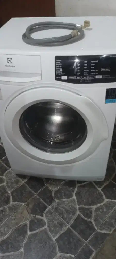 mesin cuci front loading electrolux 8 kg normallll