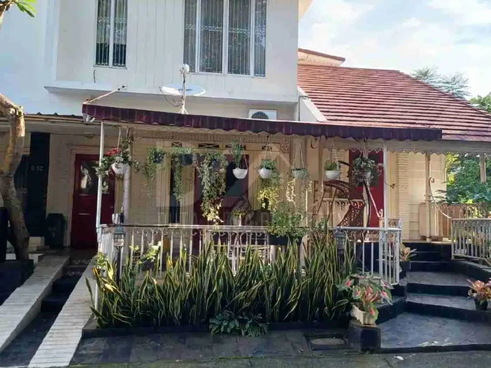 Dijual Rumah Prime Location Siap Huni Posisi Hook di Emerald Bintaro Tangerang Selatan