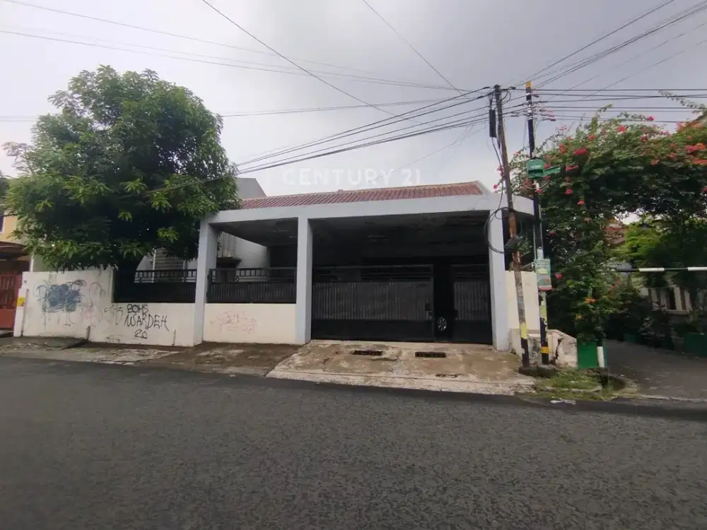 Dijual Rumah Siap Huni Bebas Banjir Lokasi Strategis Dalam Komp