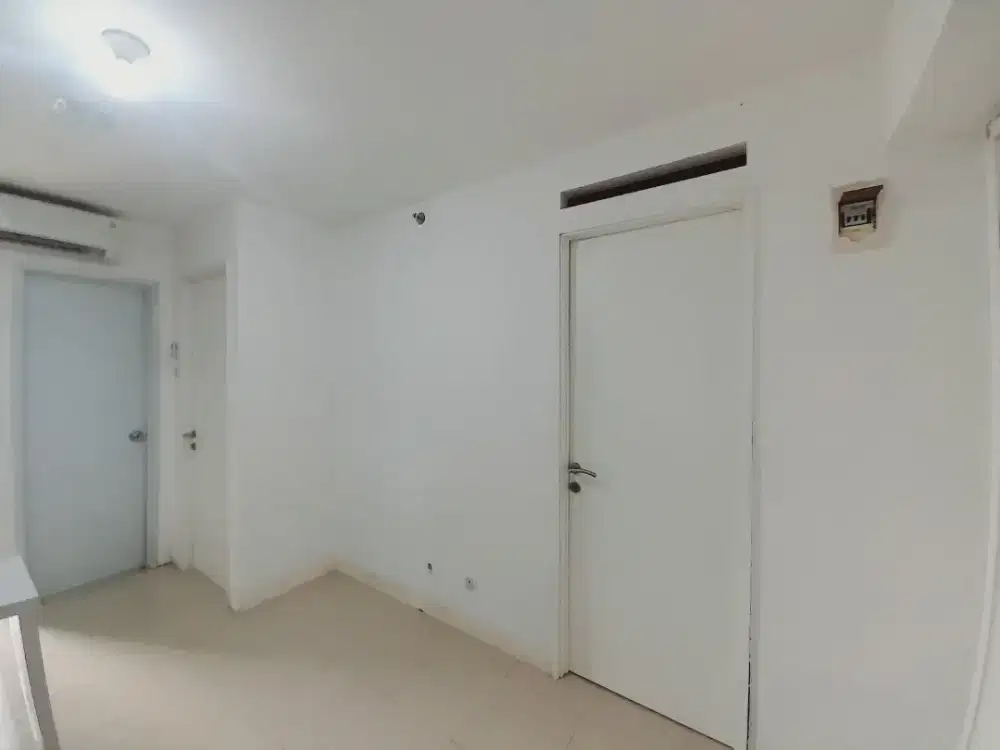 Dijual unit 2BR kosongan sudah ada kitjennya spt.Bassurs city