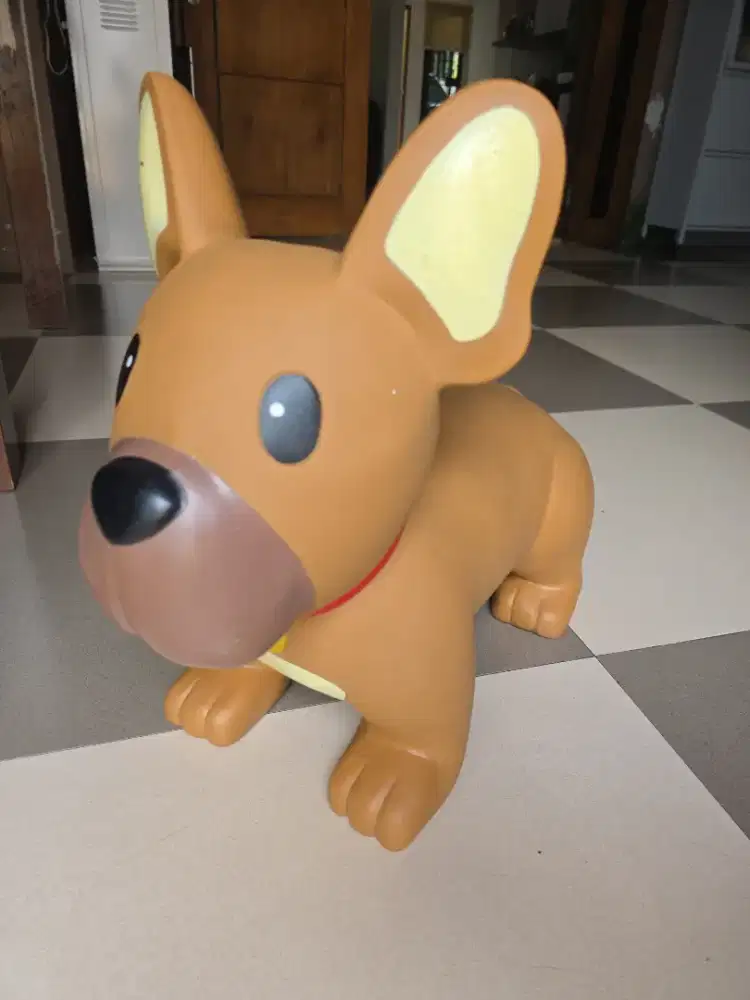 Boneka Karet Anjing Coklat