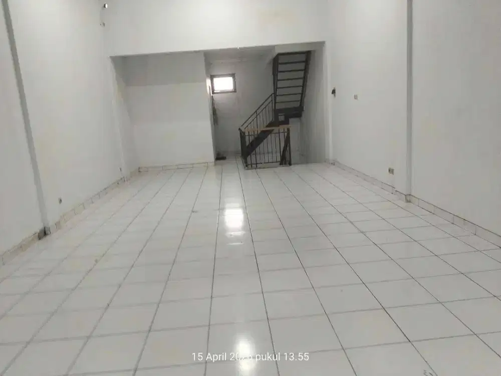 ruko 3 lt lokasi strategis lokasi yg di cari