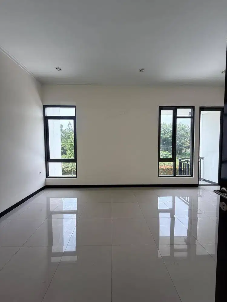 Dijual Rumah Baru di Taman Kopo Indah Bandung