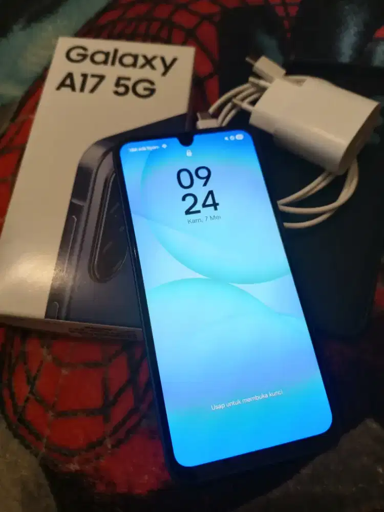 Jual cepat Samsung A17 5G Blue belum sebulan