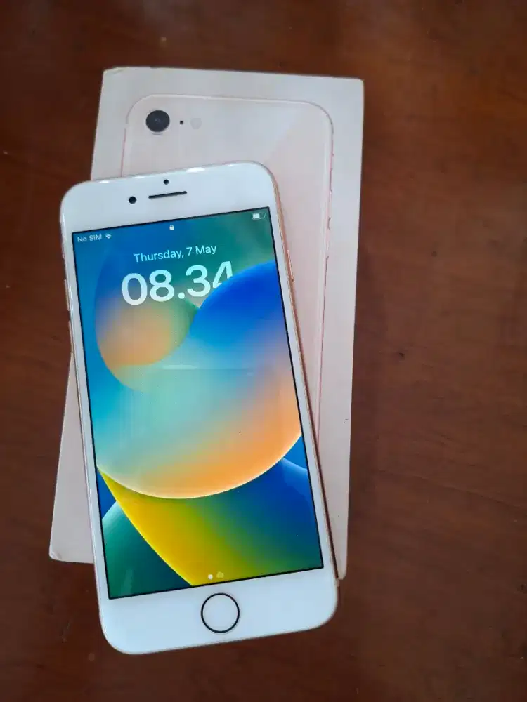 iPhone 8 ex iBox 64GB Gold